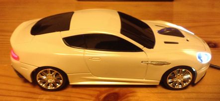 Aston Martin Mouse04