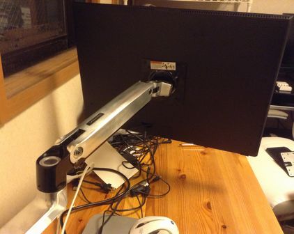 Ergotron LX desk mount arm05